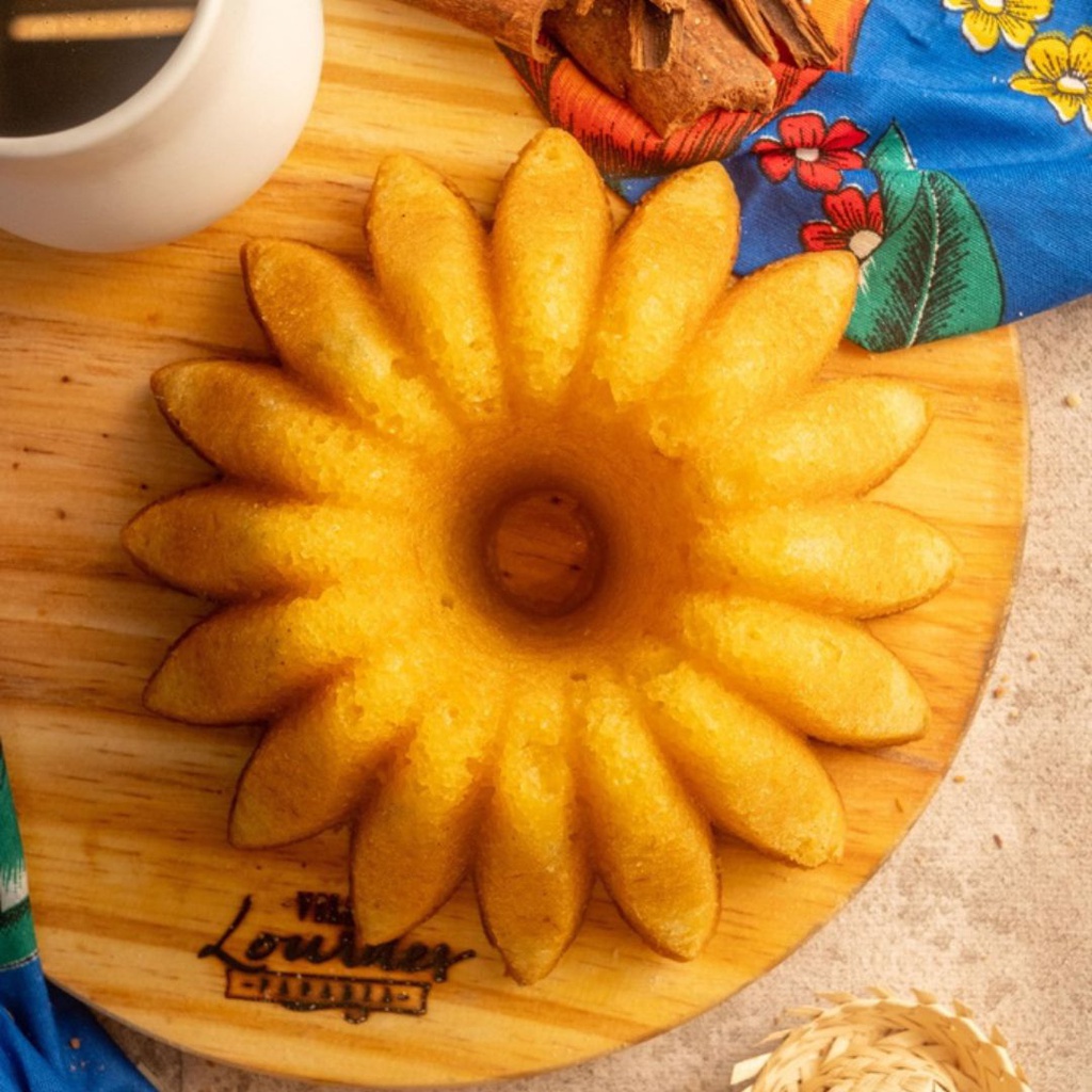 BOLO DE MEXERICA COM CACHAÇA