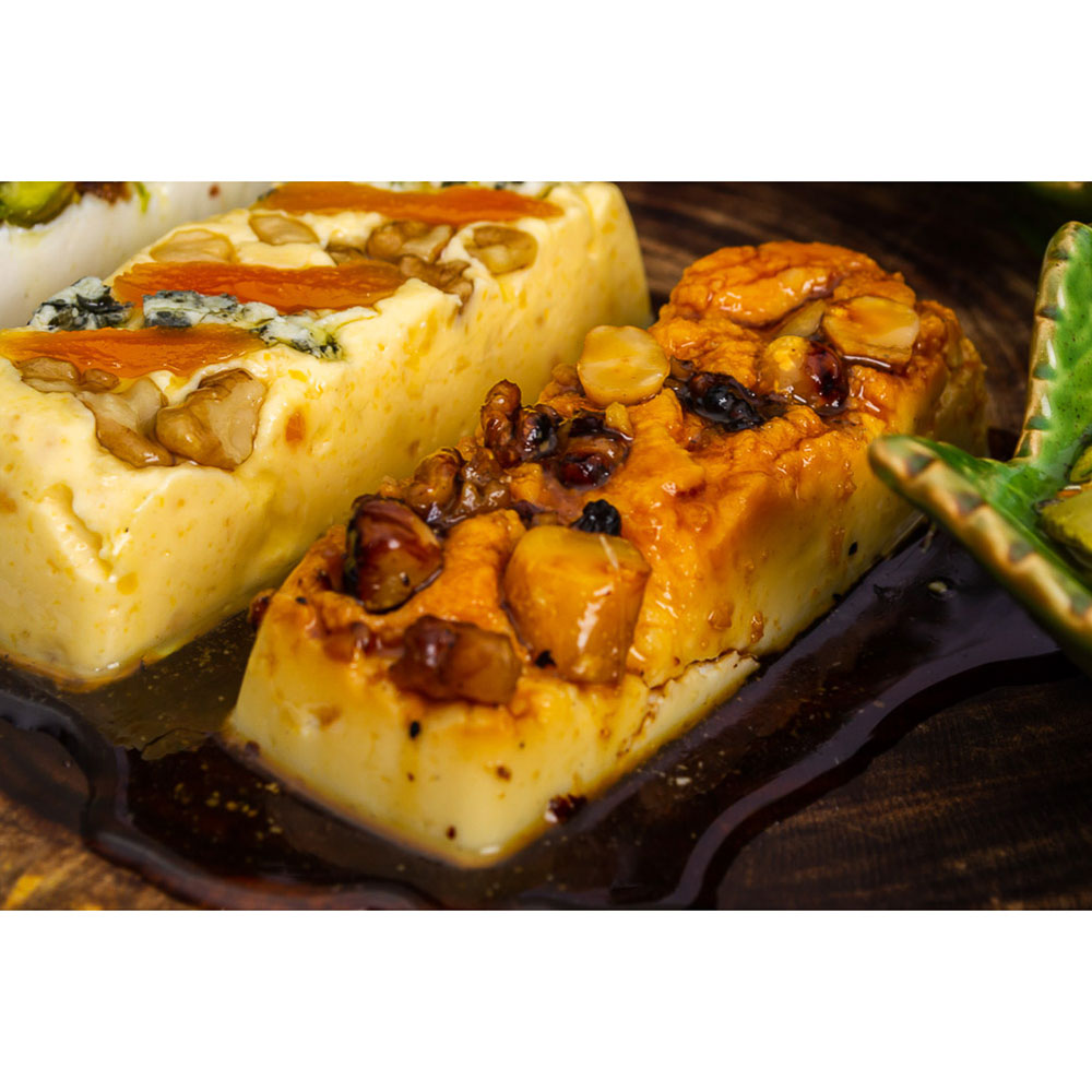 TERRINE DE GORGONZOLA COM DAMASCO
