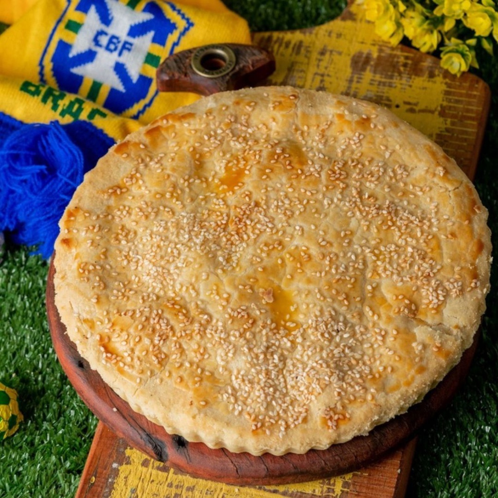 TORTA DE FRANGO COM CATUPIRY 1,5kg