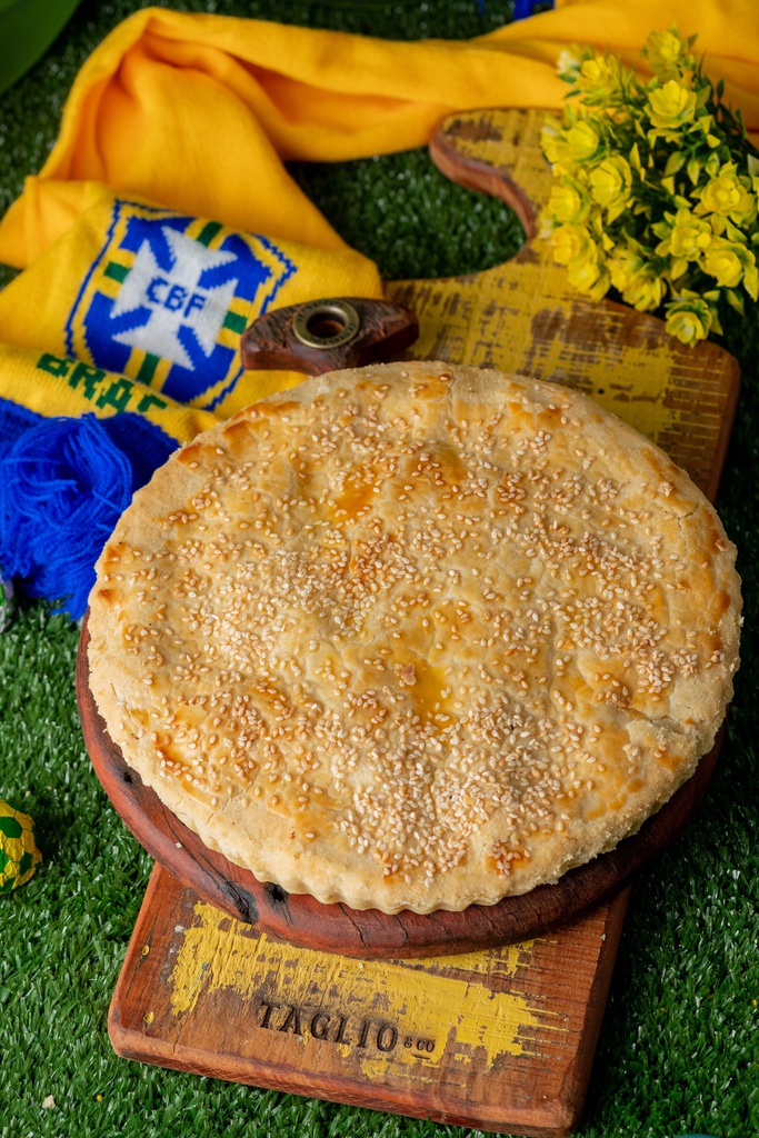 TORTA DE FRANGO COM CATUPIRY 1,5kg