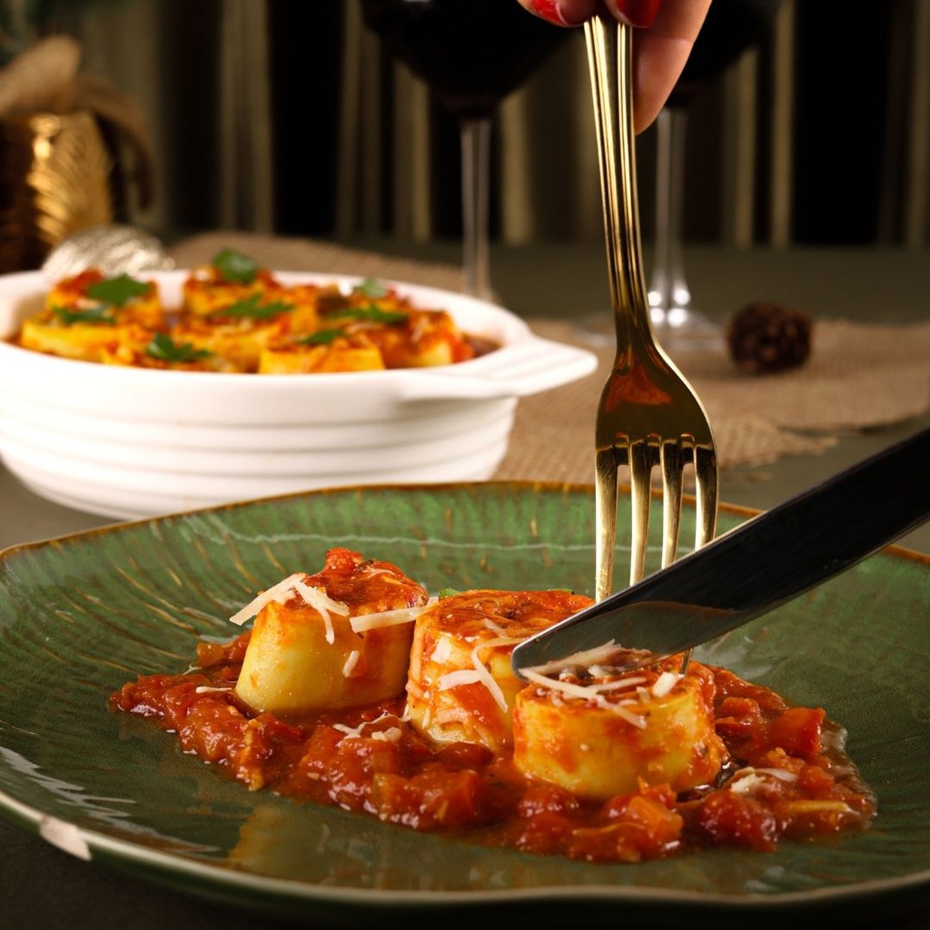 RONDELLI DE NOZES COM MOLHO BRANCO