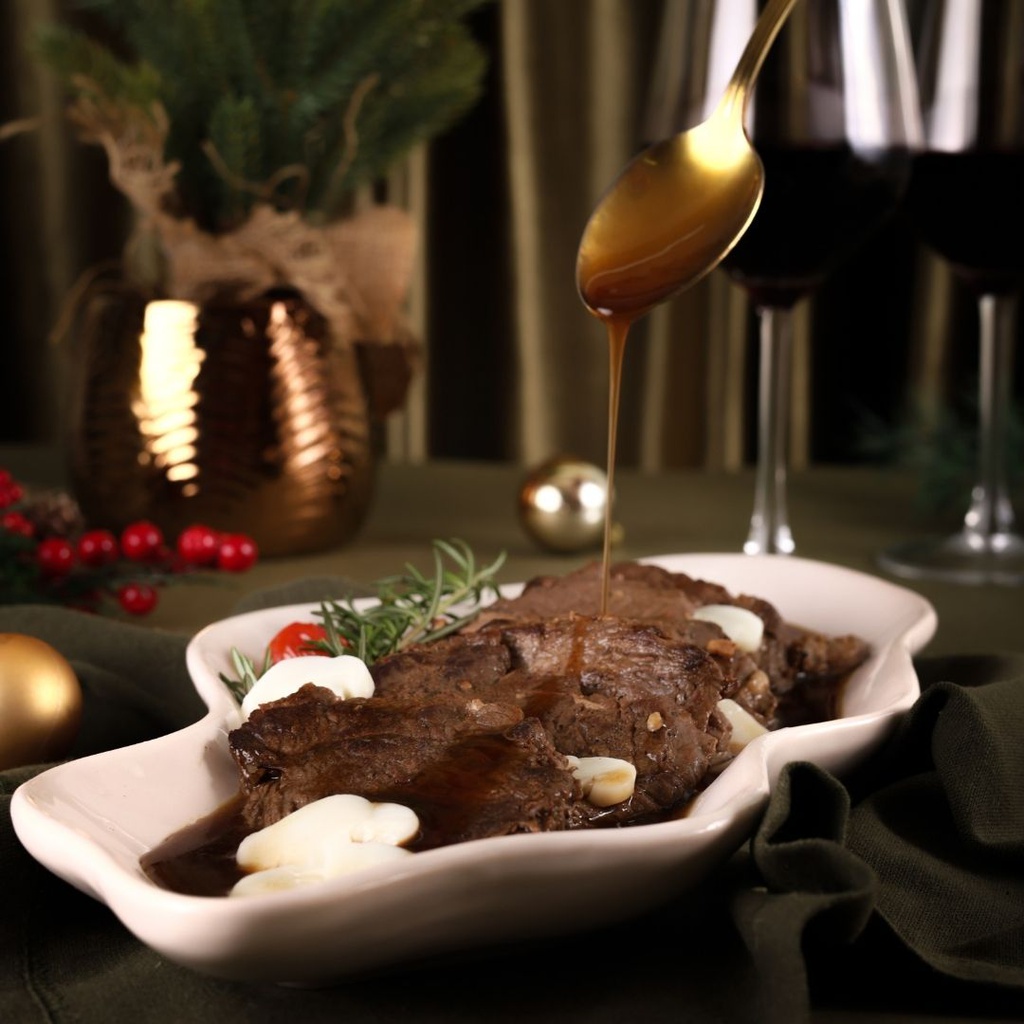 FILÉ  MIGNON ESCALOPE AO MOLHO DEMI GLACE