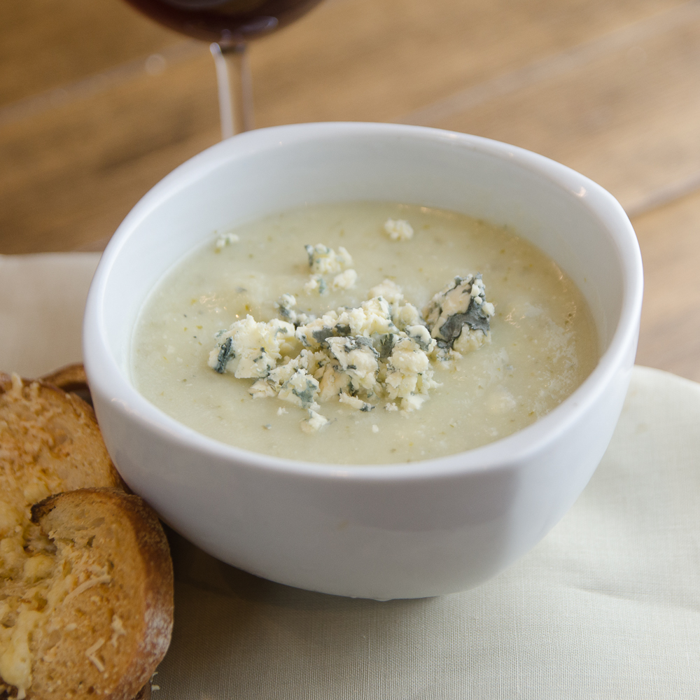 CALDO DE AGRIÃO COM QUEIJO GORGONZOLA