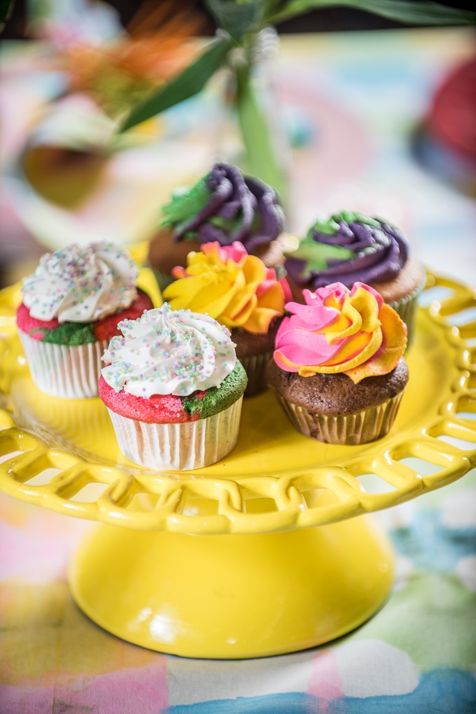 CUPCAKE NEON