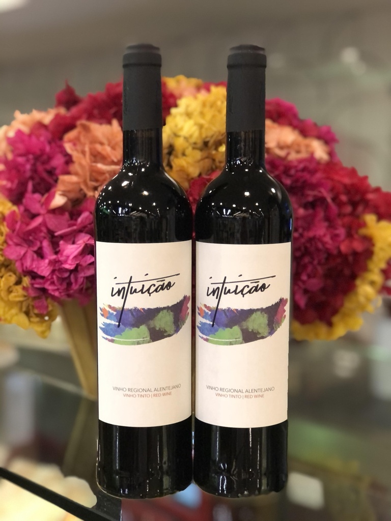 VINHO TINTO PORTUGUÊS INTUIÇÃO ALENTEJO 750 ML