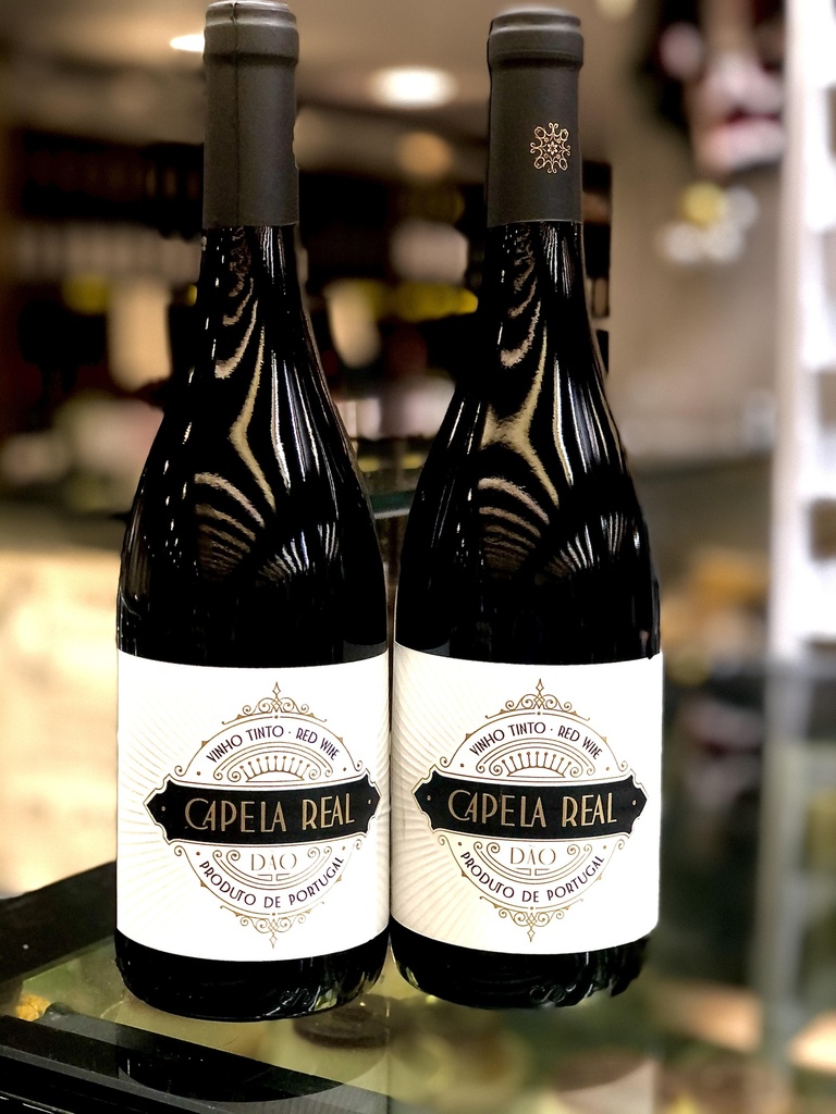 Vinho Tinto Português Capela Real 750 ml