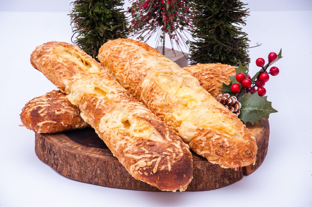 BAGUETE DE QUATRO QUEIJOS